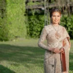 How Dating With Brides from Thailand And Foreigners Looks Like